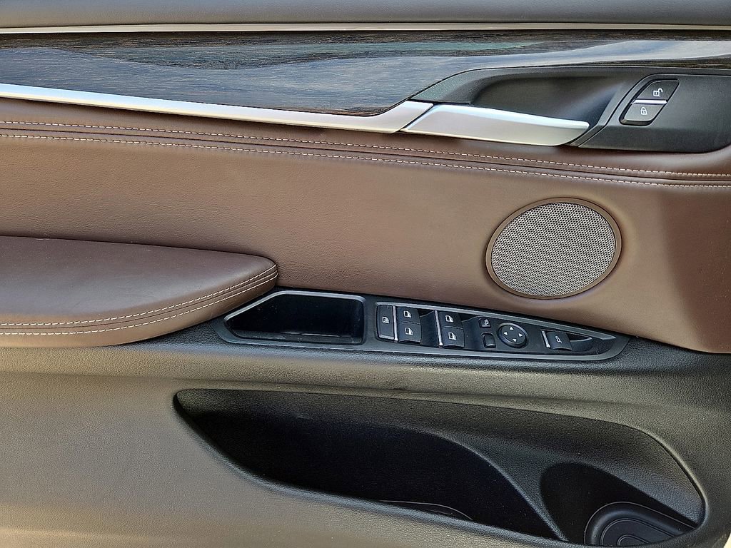 Used 2018 BMW X5 xDrive50i image 19