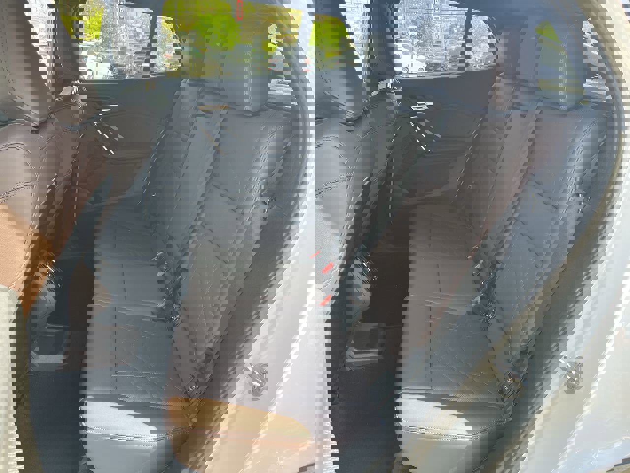 Certified 2025 BMW X2 xDrive28i image 30