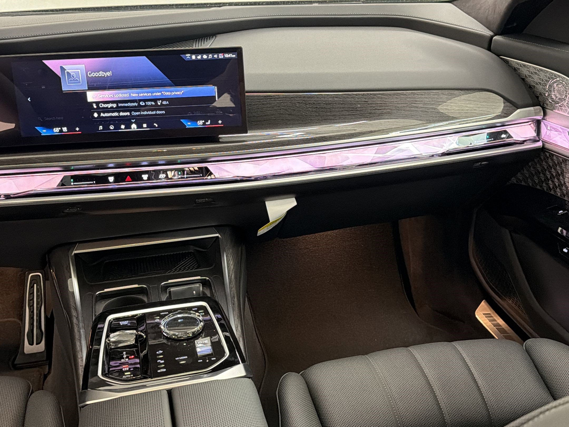 New 2026 BMW i7 xDrive60 w/ Executive Package AWD/4WD image 29