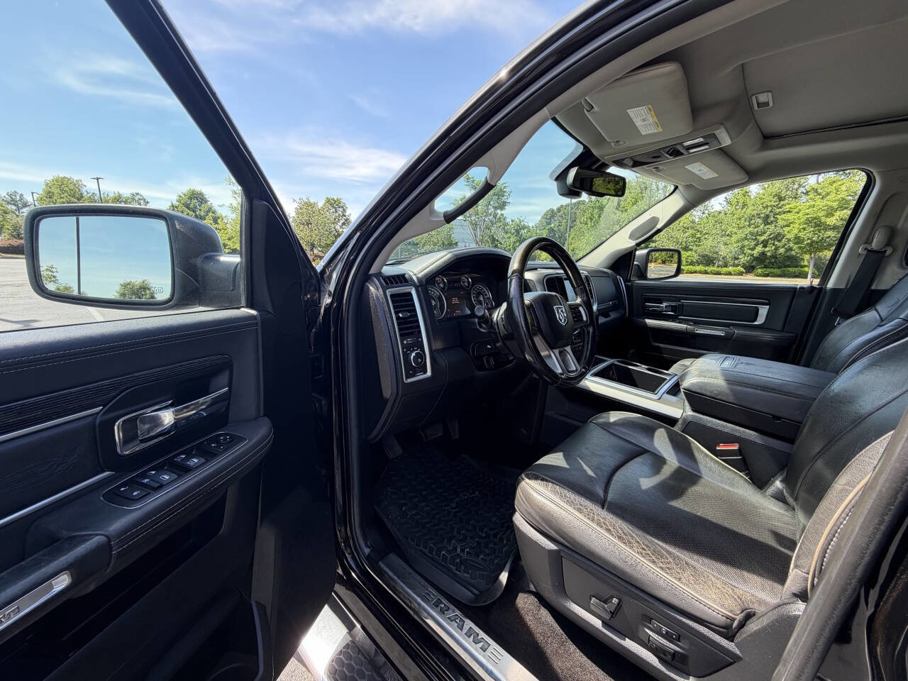 Used 2014 RAM 1500 Limited AWD/4WD image 15