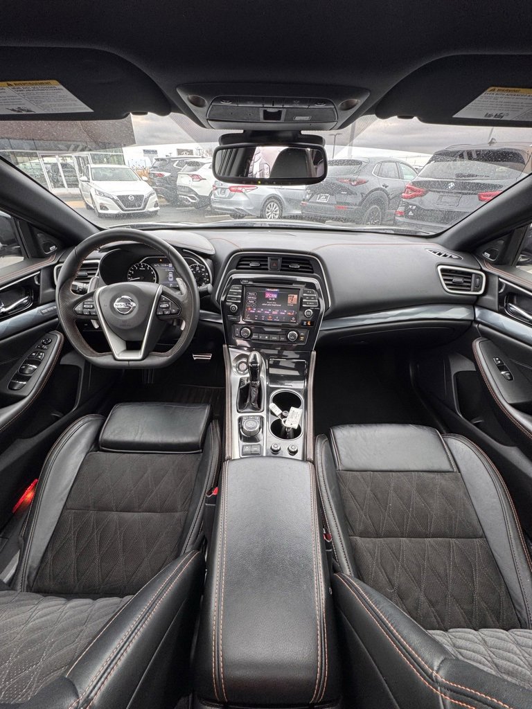 Used 2021 Nissan Maxima SR w/ Sport Mat Group image 17