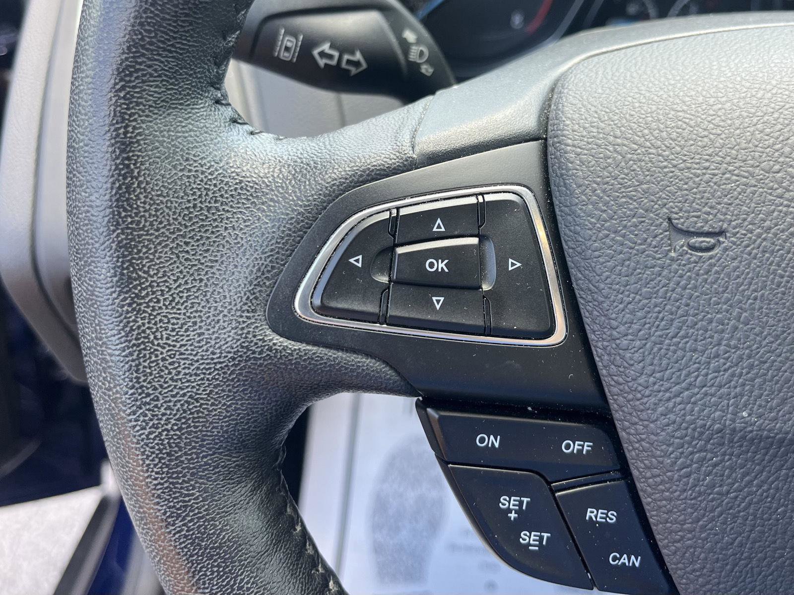 Used 2017 Ford Focus Titanium w/ Titanium Technology Package FWD image 13