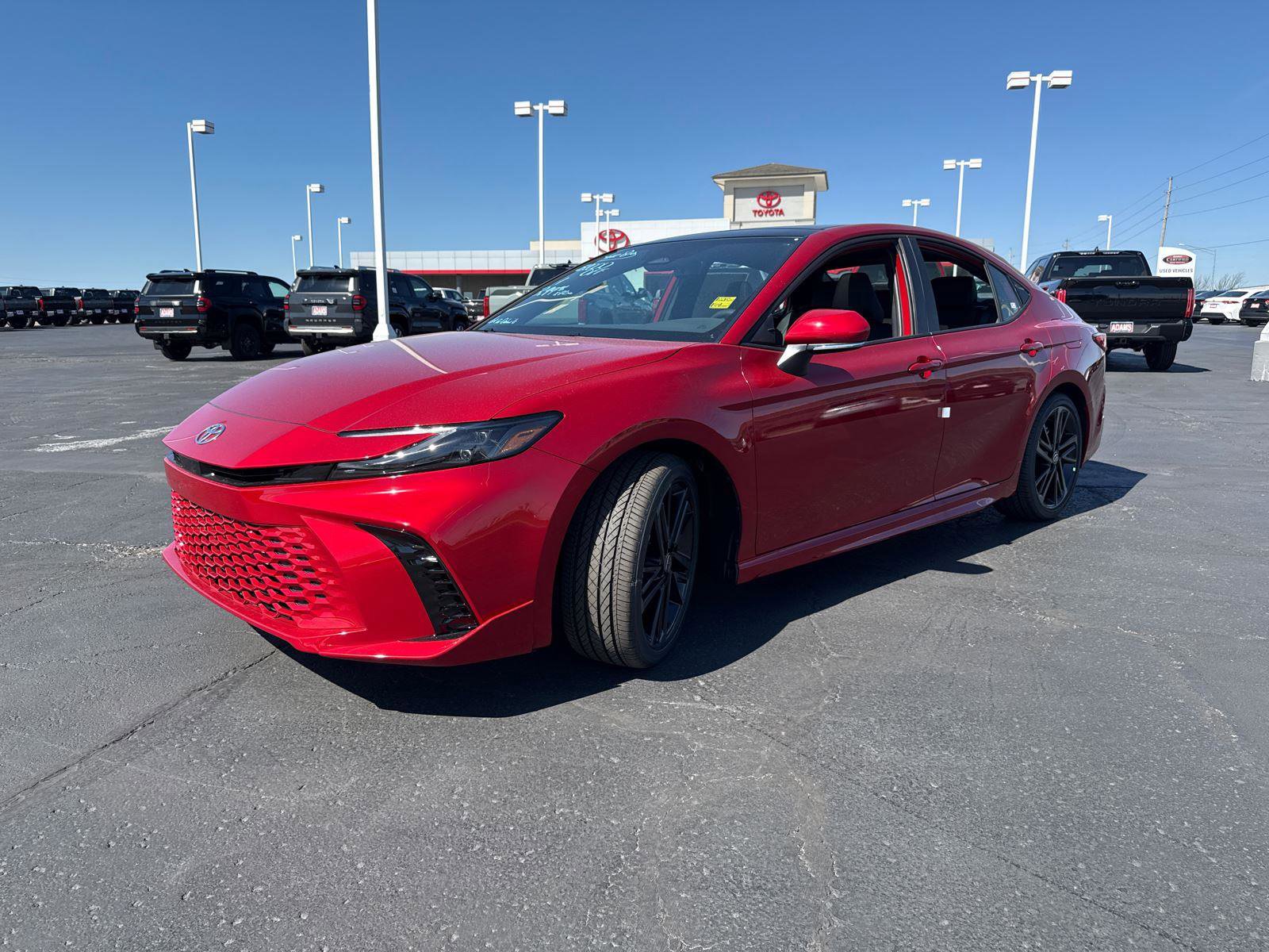 Used 2026 Toyota Camry XSE FWD image 3