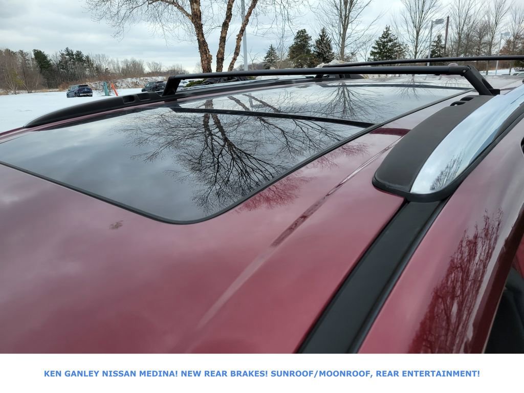 Used 2017 Chrysler Pacifica Limited image 17