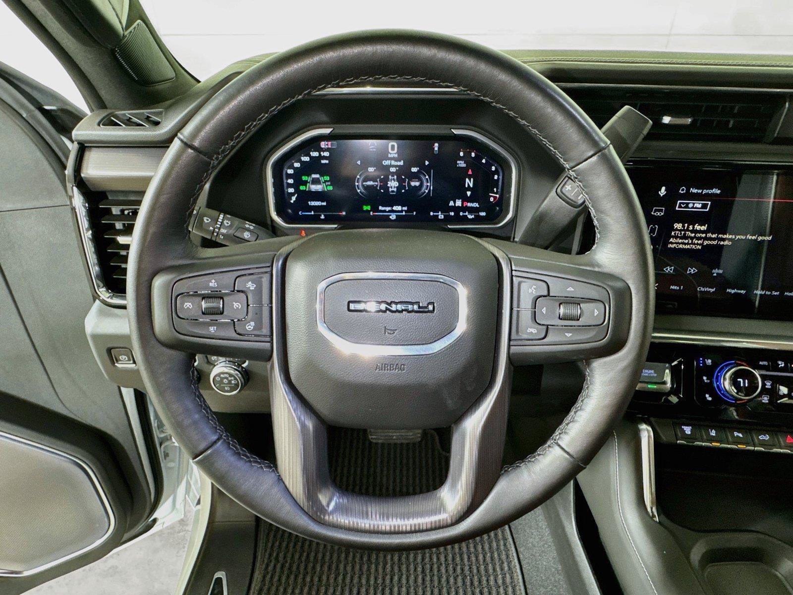Certified 2026 GMC Sierra 2500 Denali Ultimate AWD/4WD image 41