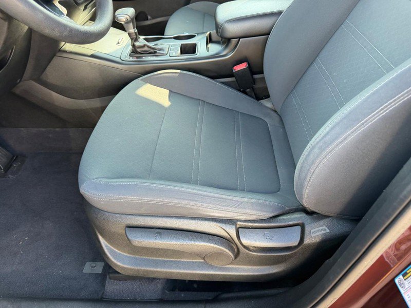 Used 2019 Kia Sorento LX FWD image 19