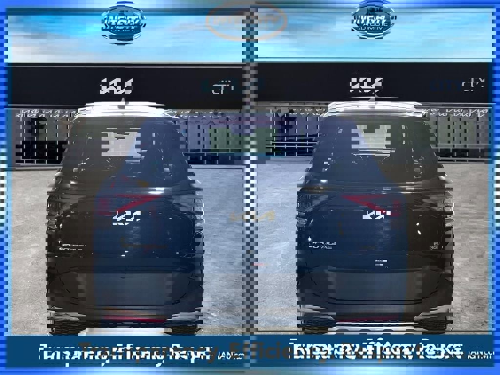 Certified 2024 Kia Sportage LX image 6