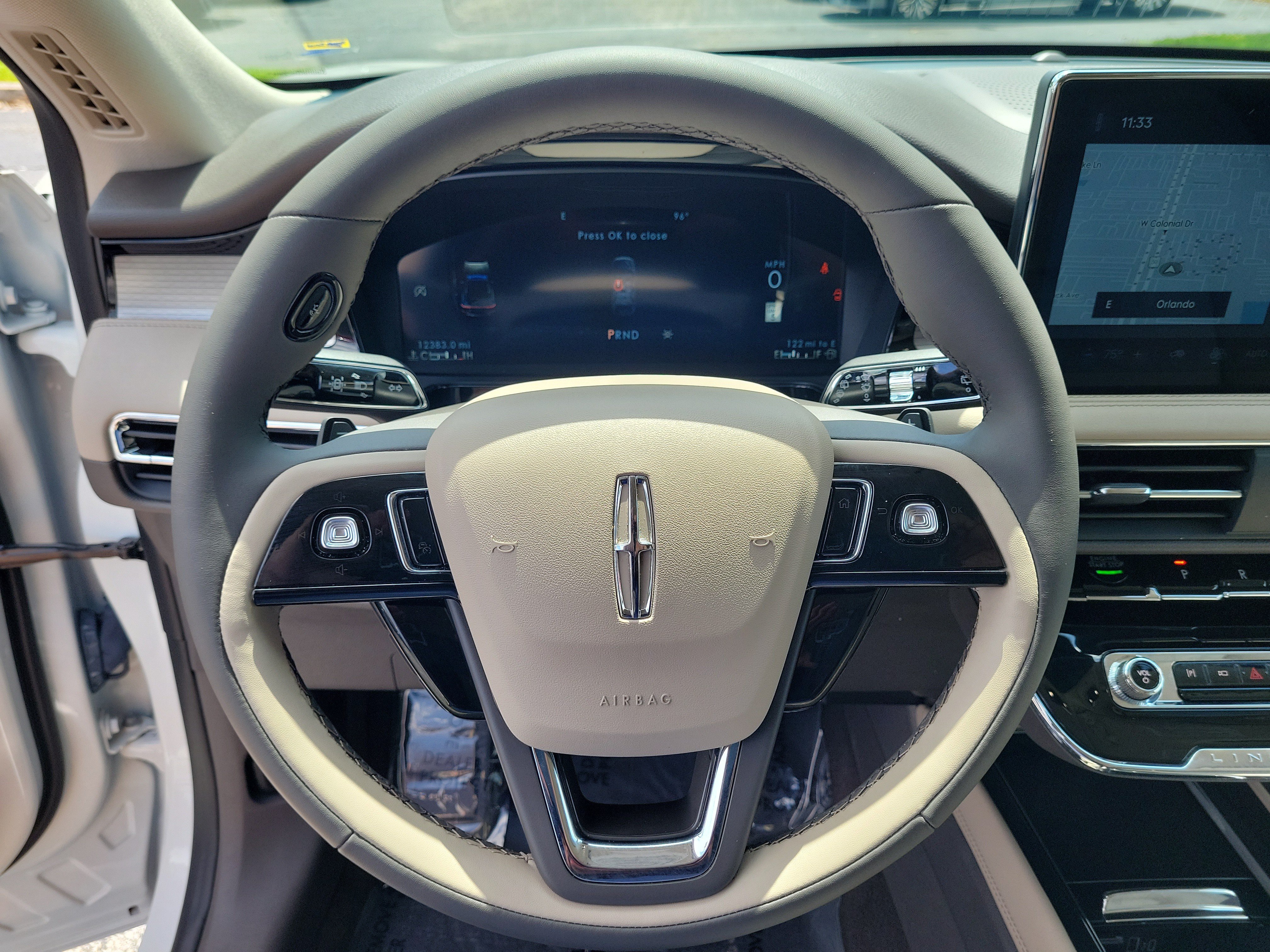 Used 2024 Lincoln Corsair FWD image 17