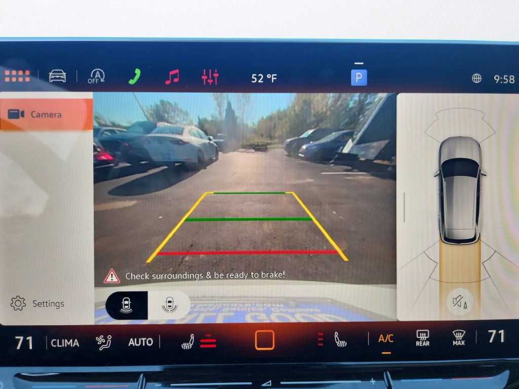 Certified 2026 Volkswagen Tiguan SE AWD/4WD image 16
