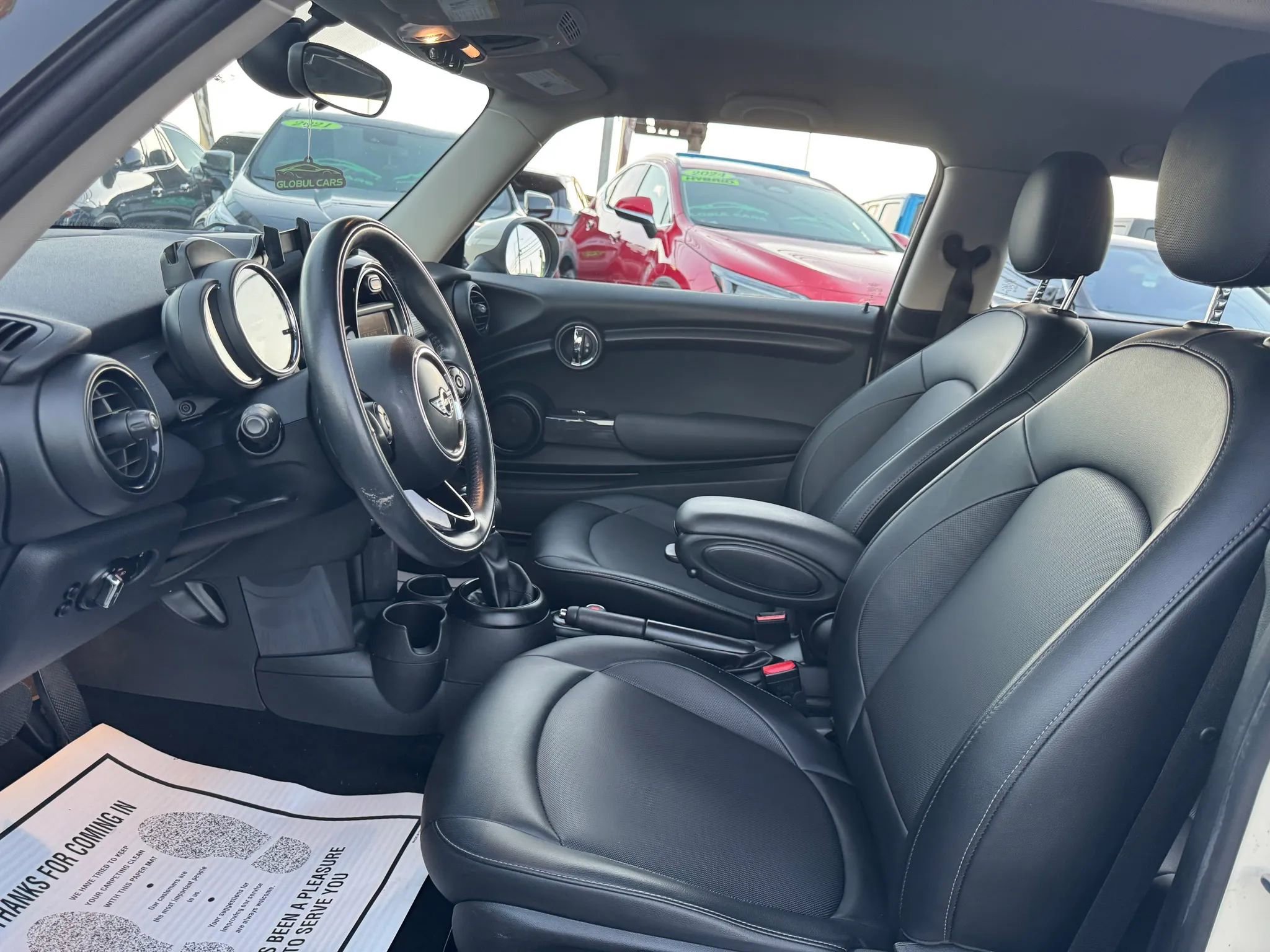 Used 2017 MINI Cooper 2-Door Hardtop image 11