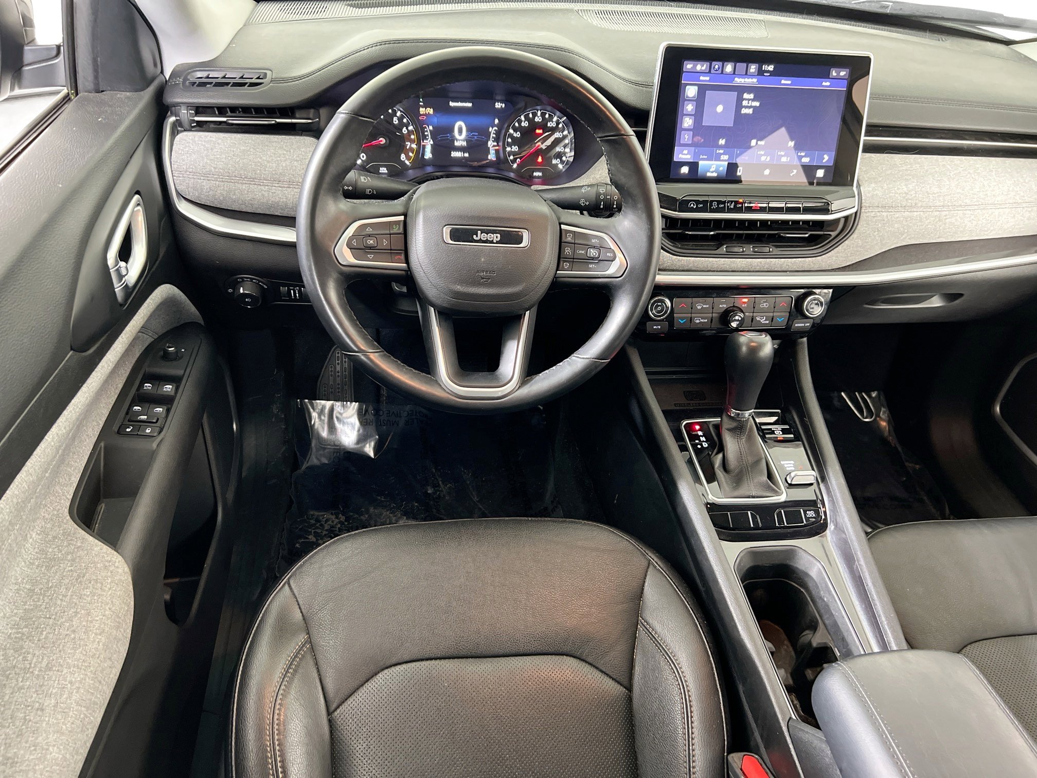 Used 2022 Jeep Compass Latitude image 20