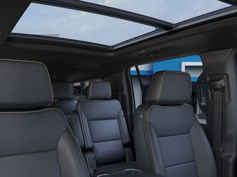 New 2026 Chevrolet Suburban Premier image 24