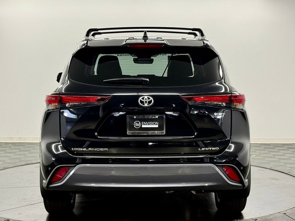 Used 2026 Toyota Highlander Limited image 9
