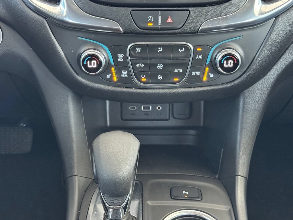Used 2024 Chevrolet Equinox LT FWD image 31