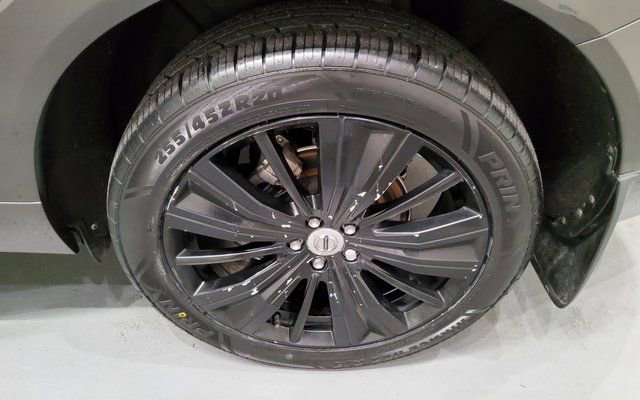 Used 2022 Volvo XC60 B5 Inscription w/ Advanced Package image 35