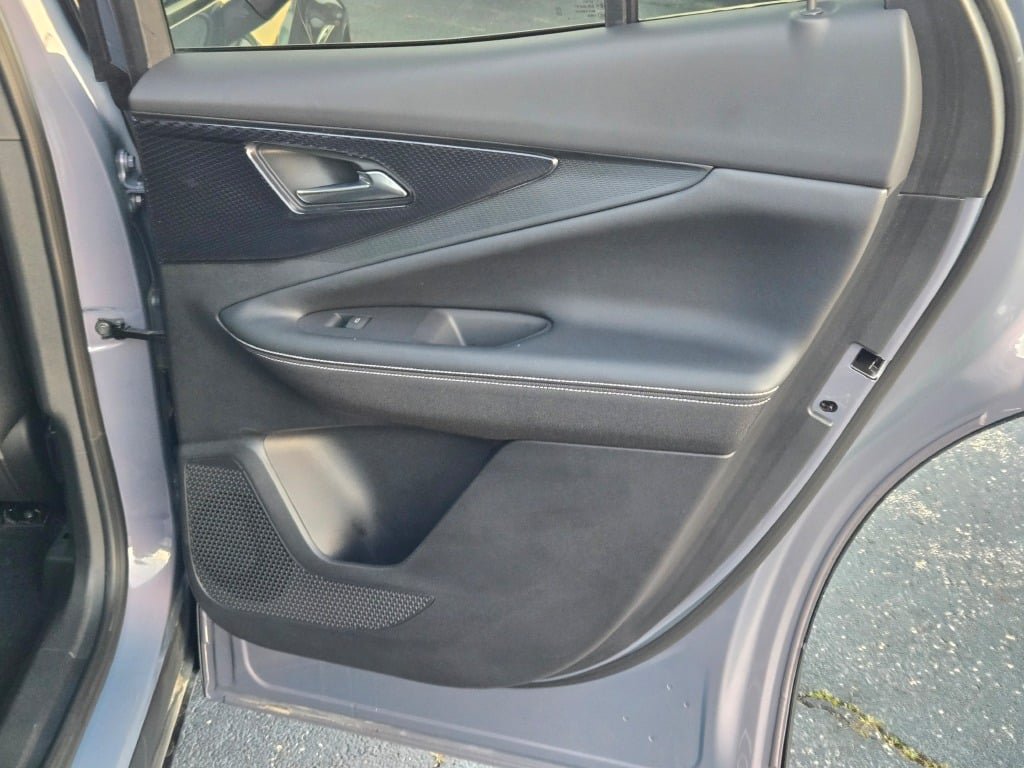 Certified 2024 Chevrolet Blazer EV LT AWD/4WD image 9