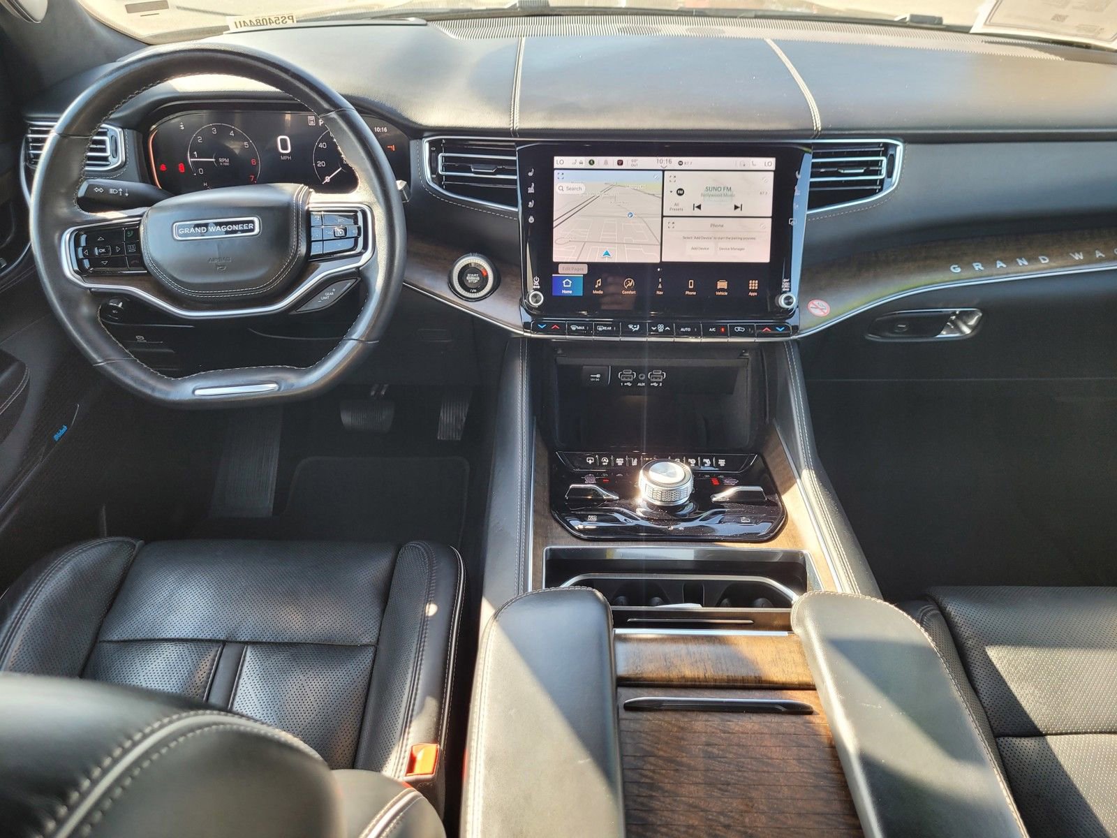 Used 2023 Jeep Grand Wagoneer L Series II image 13