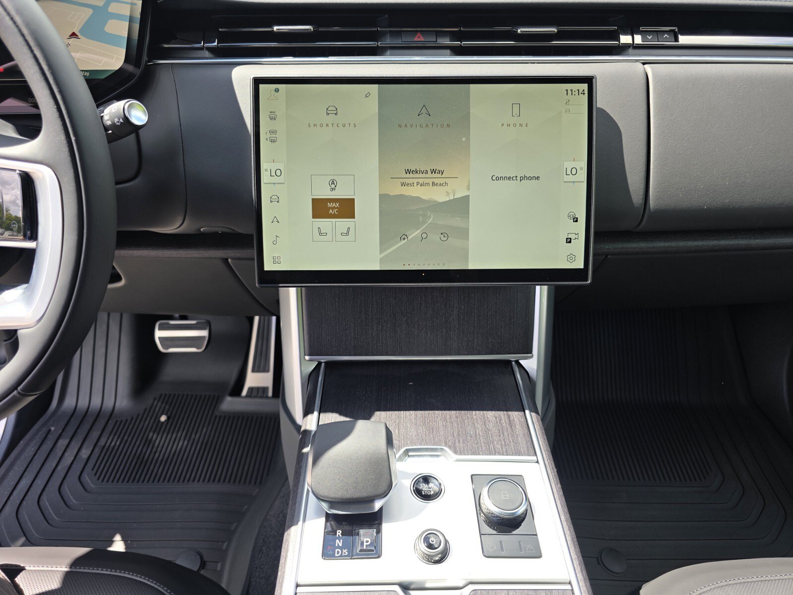 New 2027 Land Rover Range Rover SE AWD/4WD image 16