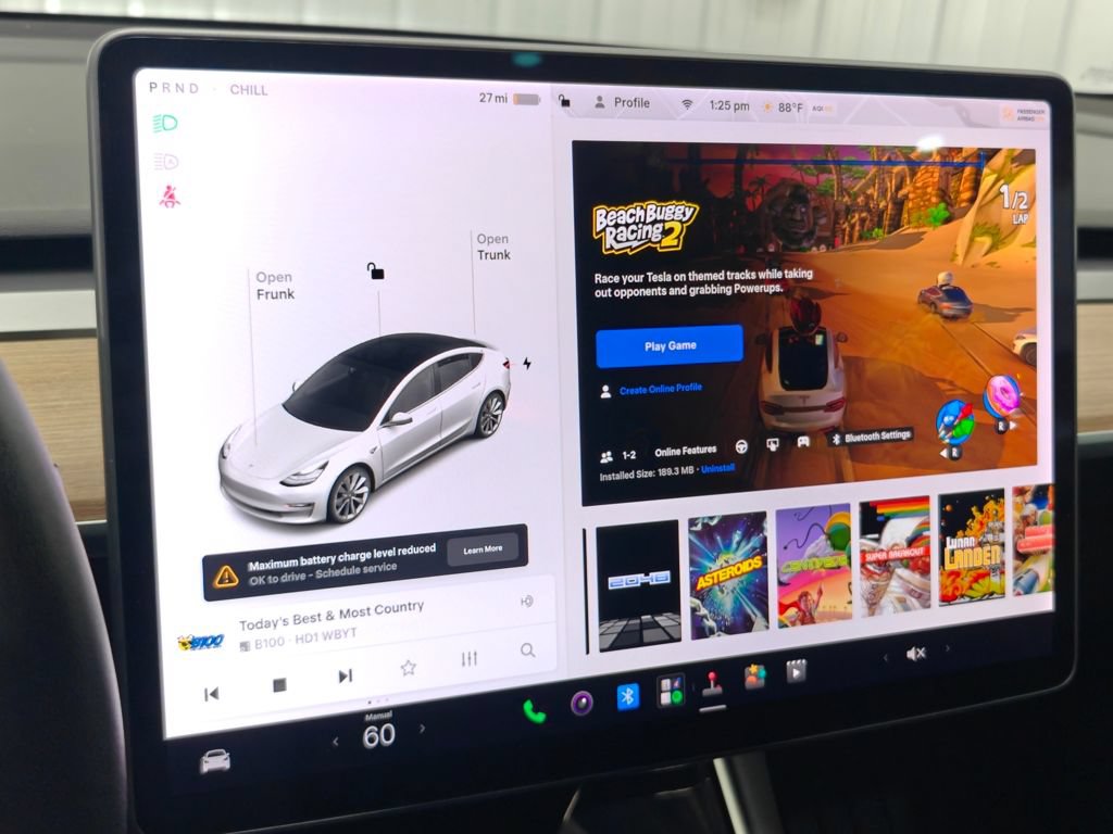 Used 2020 Tesla Model 3 Standard Range RWD image 34