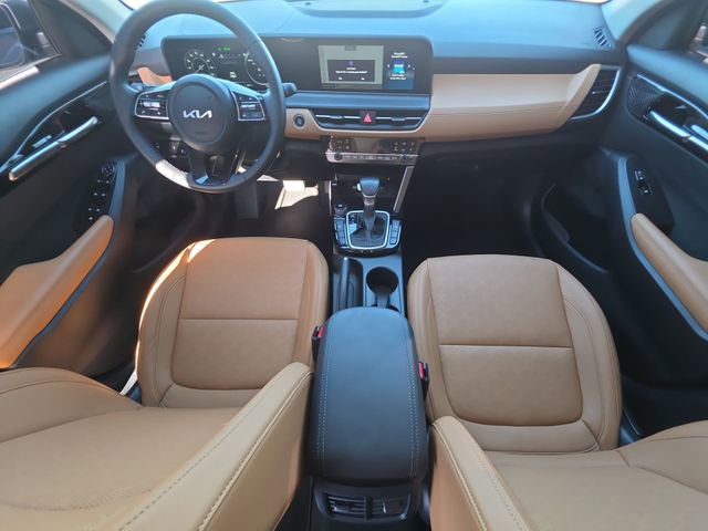 Used 2024 Kia Seltos EX FWD image 20