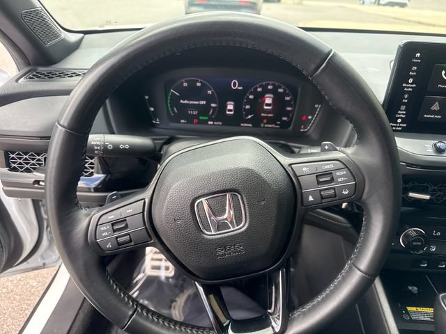 Used 2025 Honda Accord Sport image 11