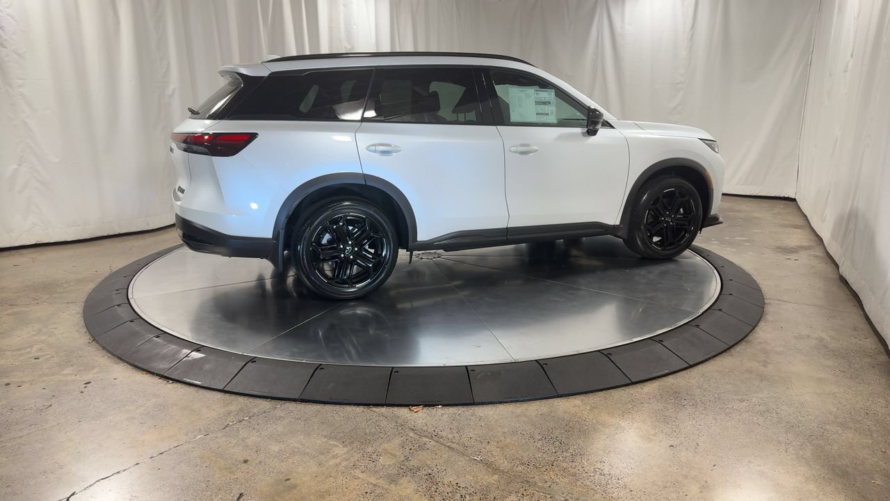 Certified 2026 INFINITI QX60 Sport w/ Dark Cargo Package AWD/4WD image 6