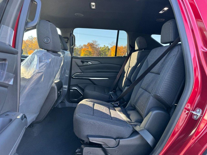 New 2026 Chevrolet Traverse LT w/ Enhanced Driving Package image 32
