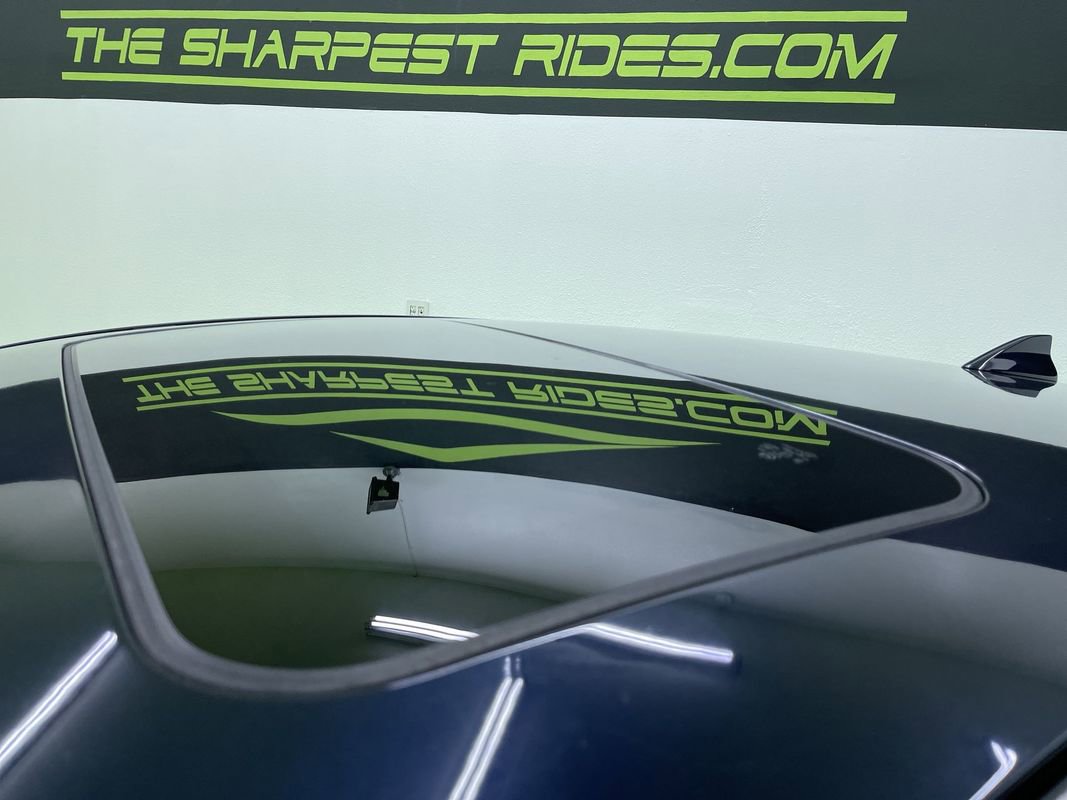 Used 2017 MAZDA MAZDA3 Grand Touring image 27