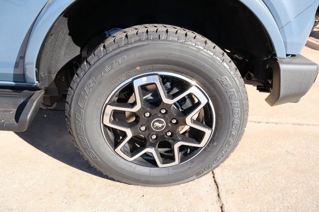 New 2025 Ford Bronco Outer Banks image 19