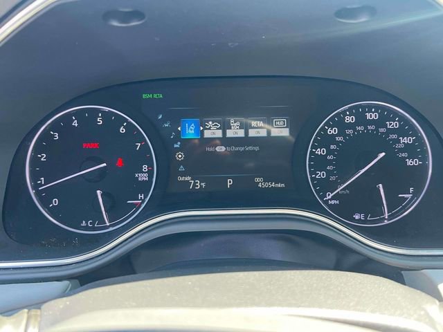 Used 2019 Toyota Avalon Limited FWD image 18