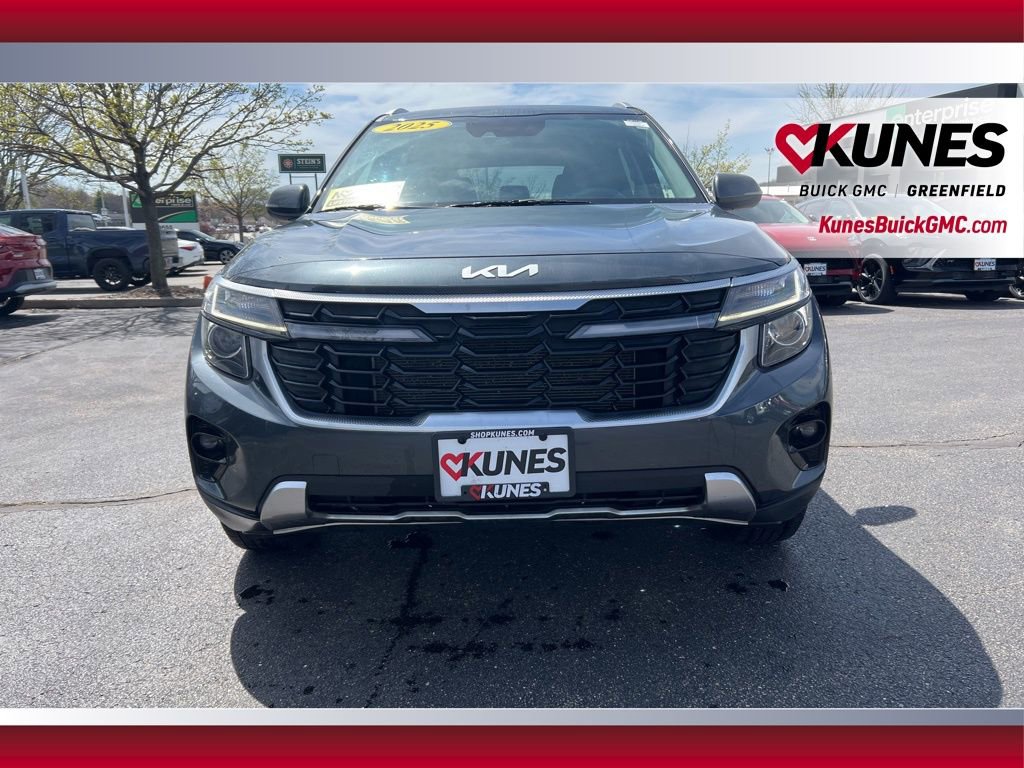 Used 2025 Kia Seltos S FWD image 14