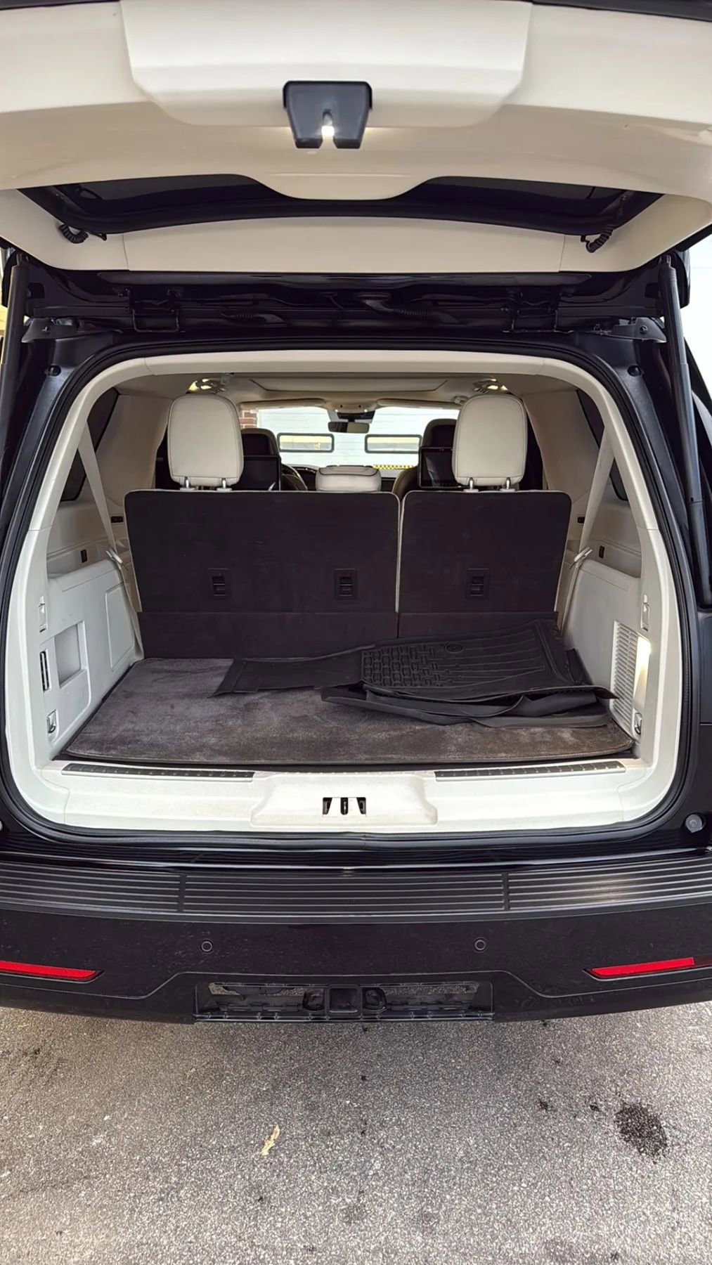 Used 2019 Lincoln Navigator L Black Label w/ Cargo Package image 41