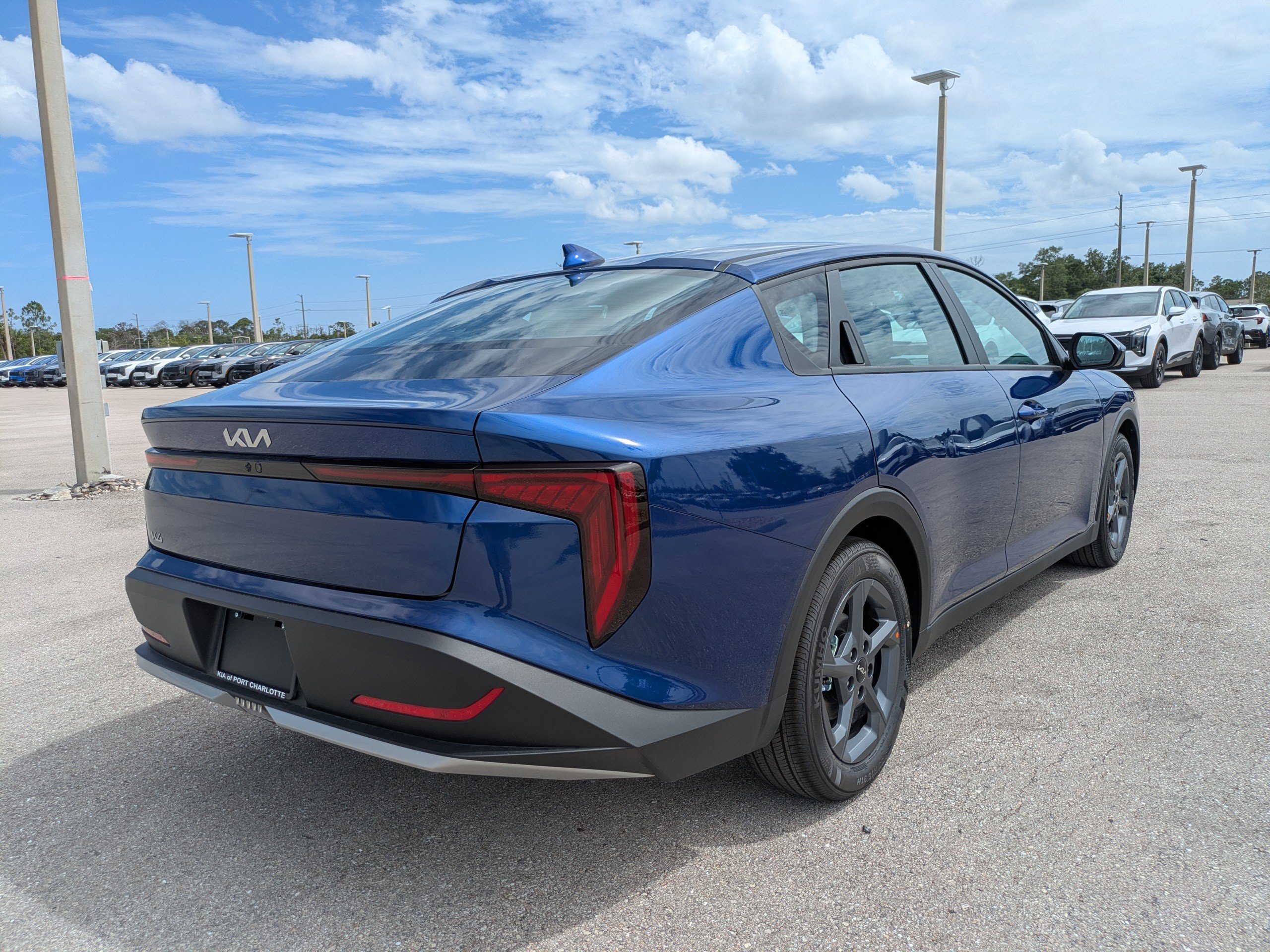 New 2026 Kia K4 FWD image 4