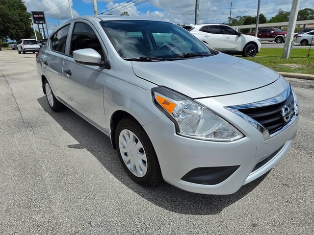 Used 2019 Nissan Versa S Plus FWD image 7