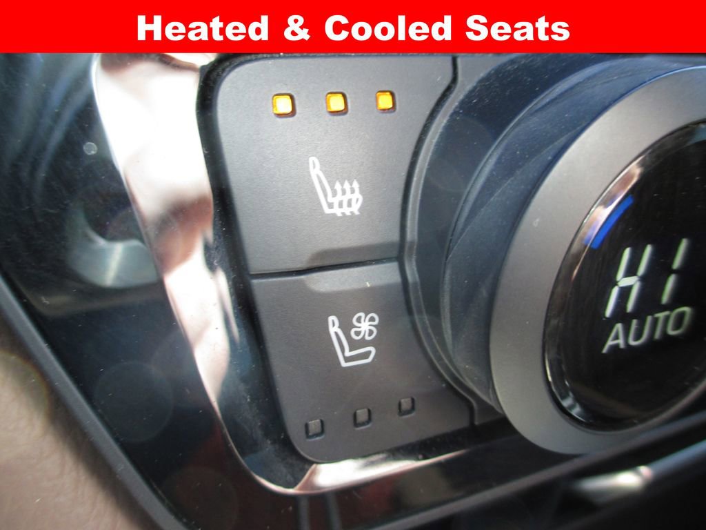 Used 2024 Toyota Grand Highlander Platinum image 16