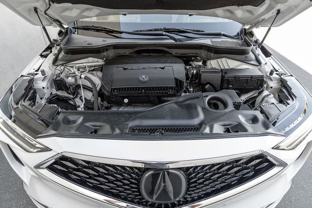 Used 2024 Acura MDX SH-AWD w/ Technology Package image 17