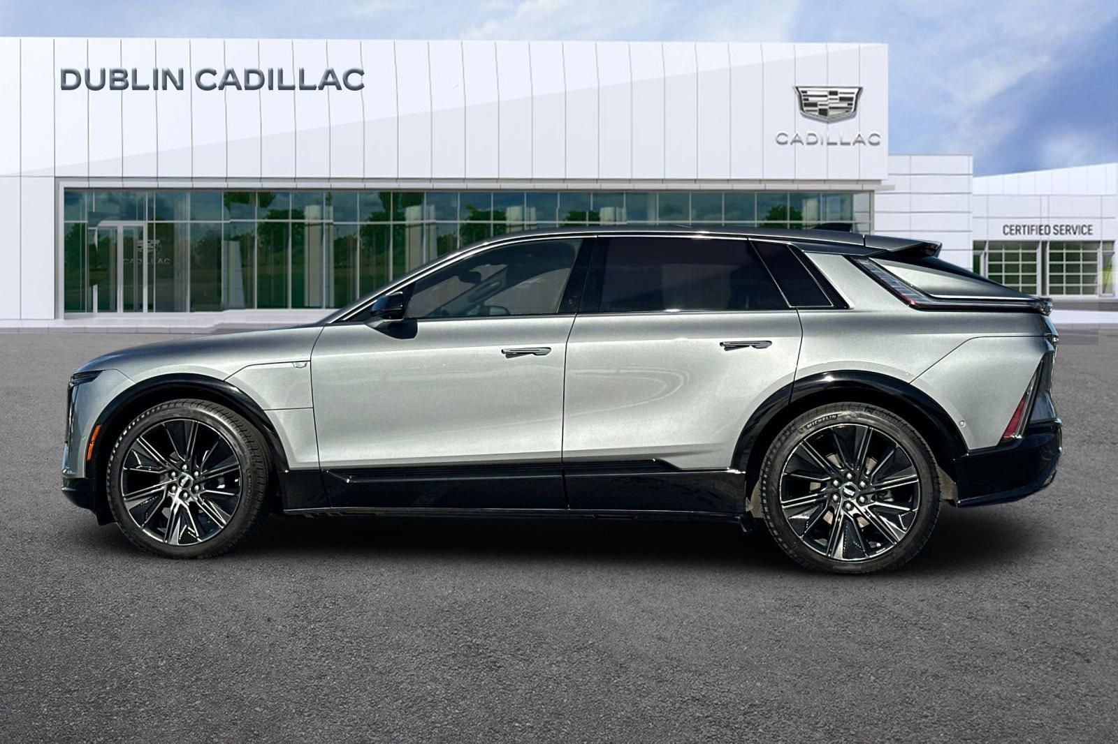 Certified 2024 Cadillac Lyriq Sport image 7