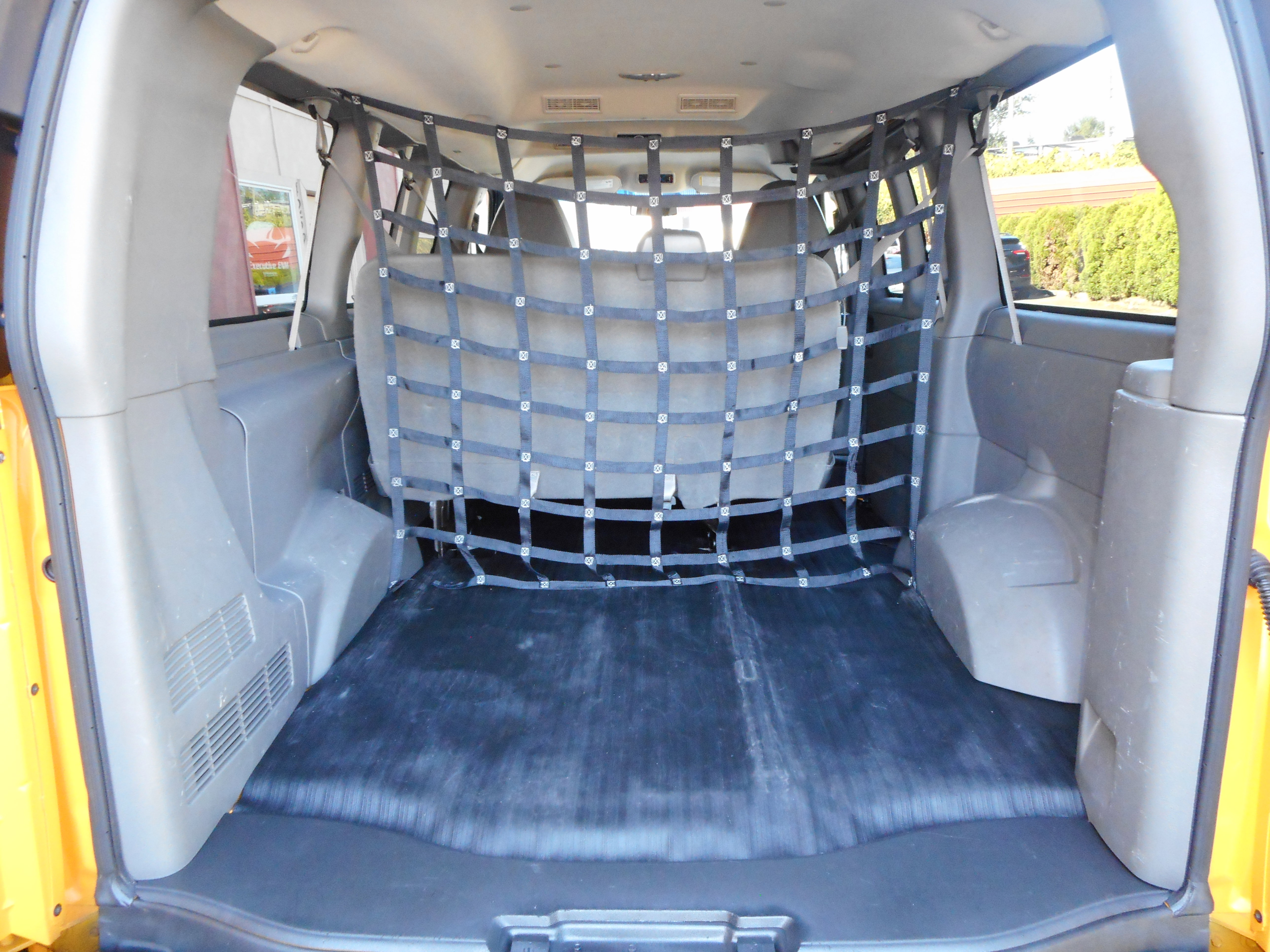 Used 2010 Chevrolet Express 1500 LS image 17