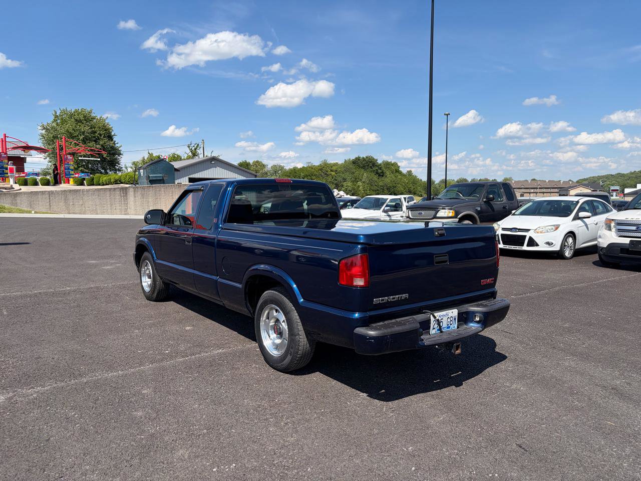 Used 2001 GMC Sonoma SLS w/ Super Spec Pkg 3 RWD image 5