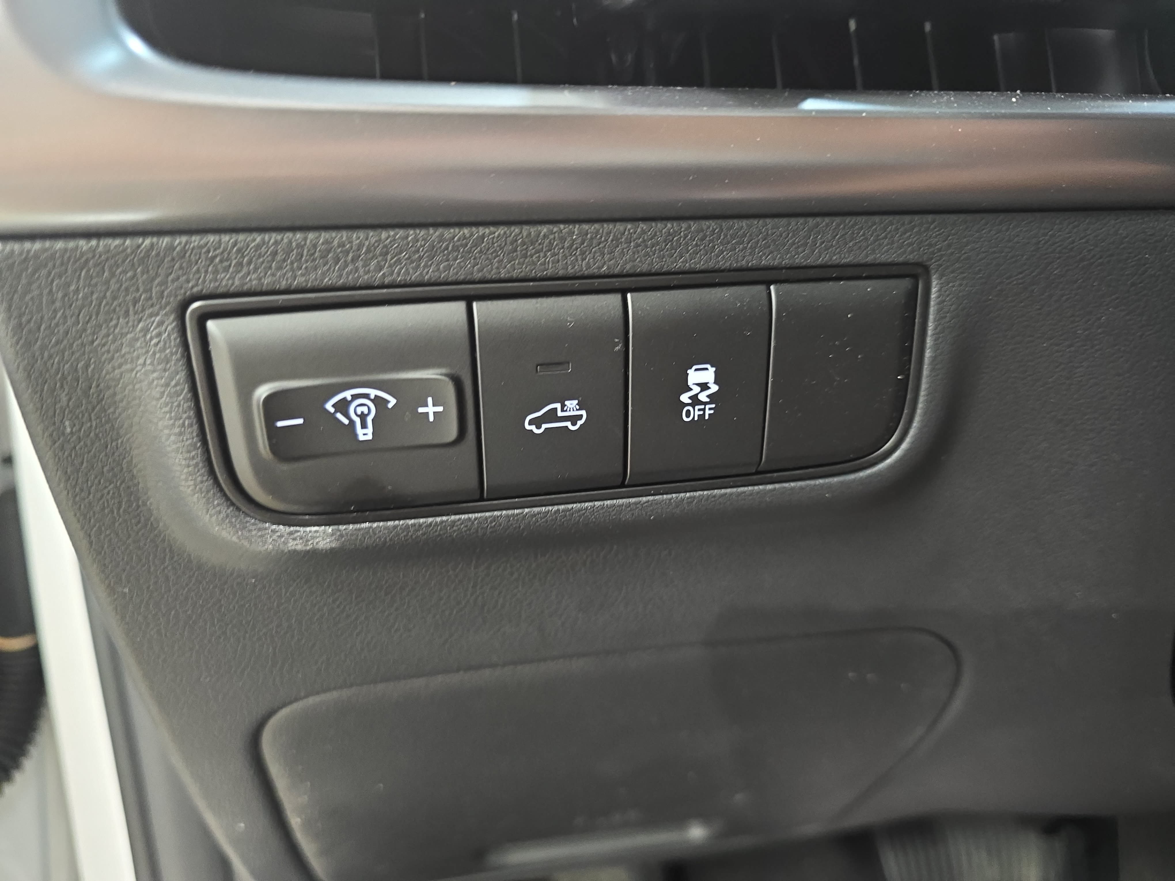 Used 2026 Hyundai Santa Cruz SEL FWD image 23
