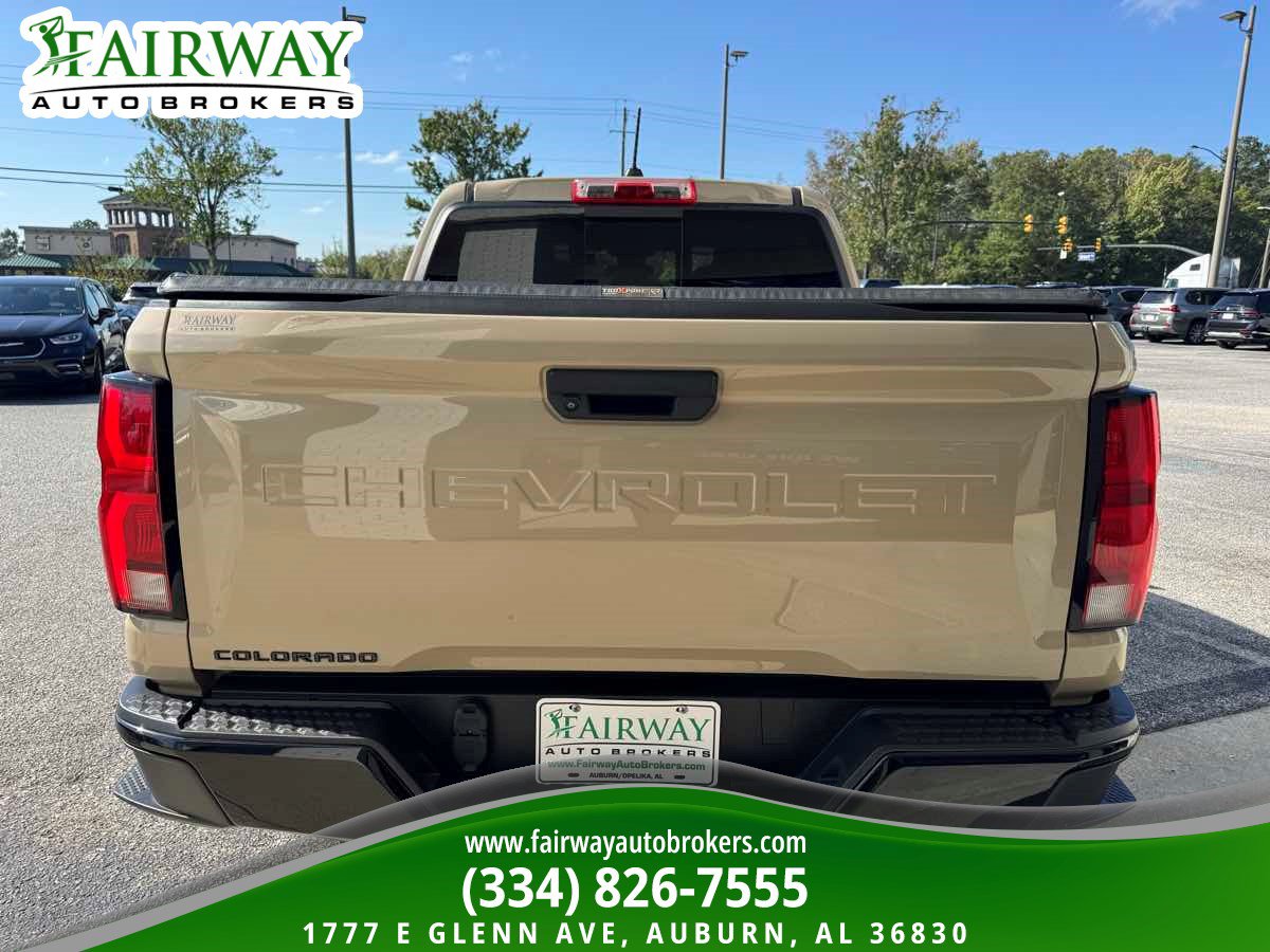 Used 2023 Chevrolet Colorado Z71 AWD/4WD image 7