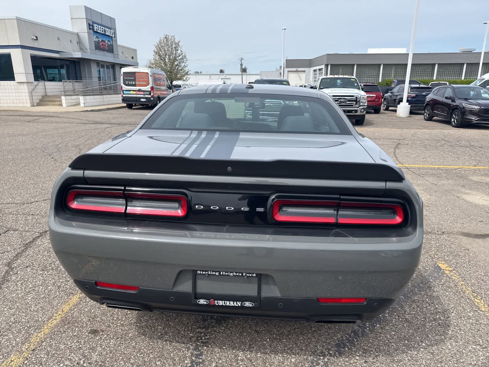 Used 2018 Dodge Challenger R/T RWD image 24