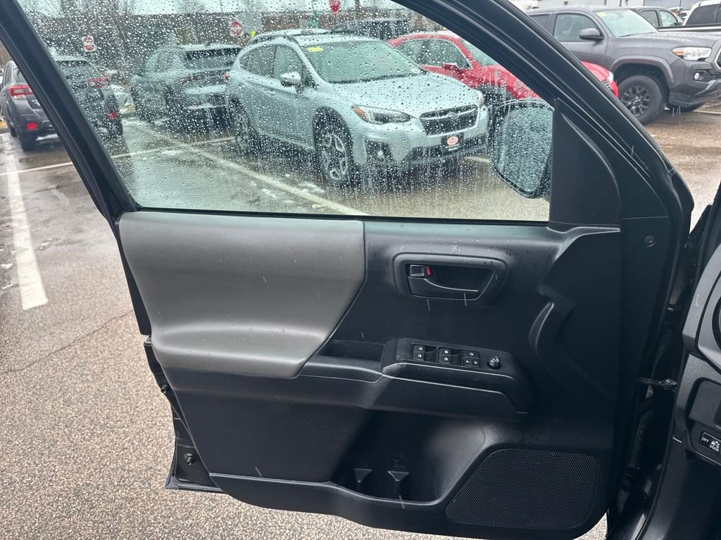 Used 2019 Toyota Tacoma SR5 image 33