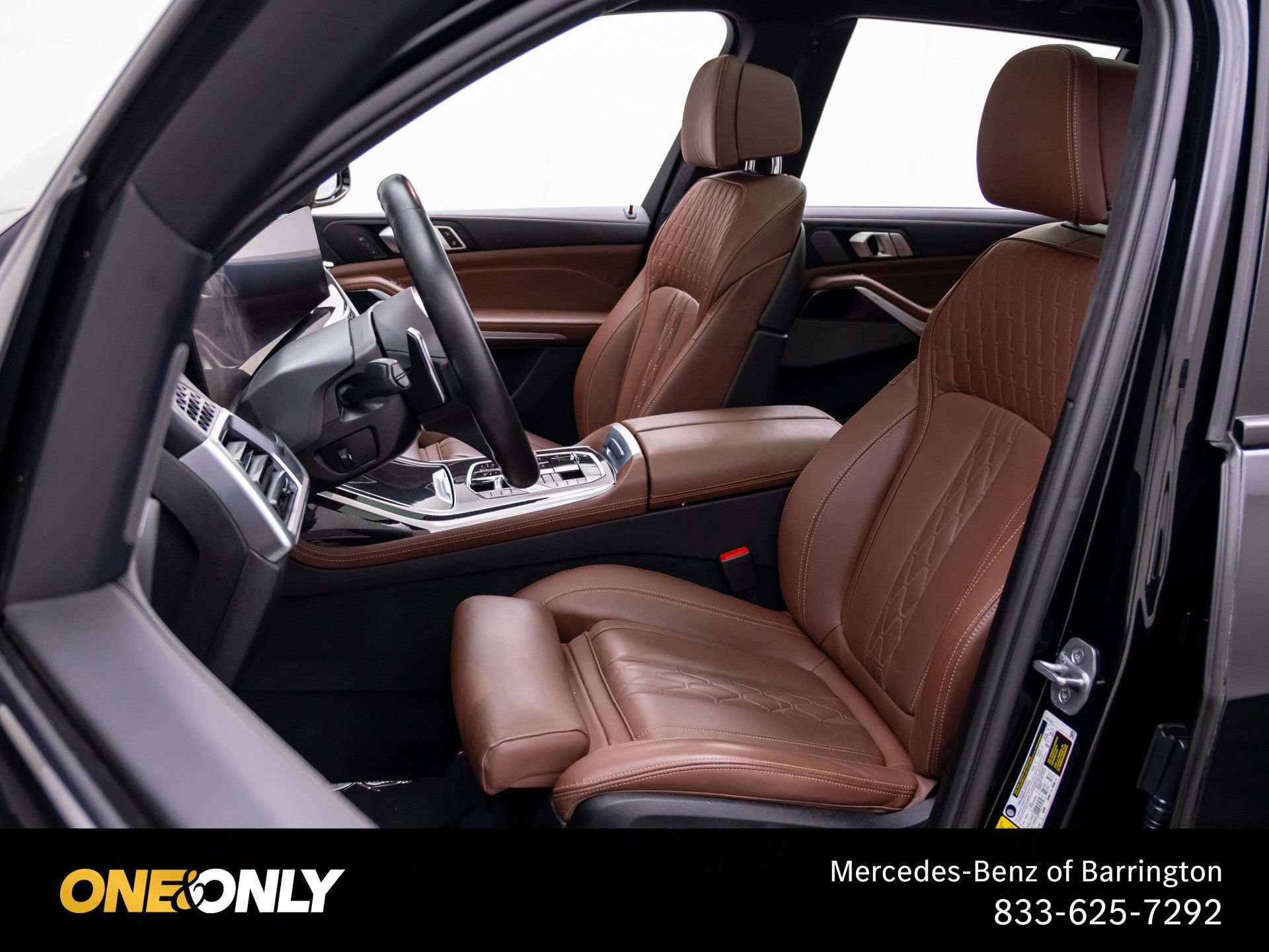 Used 2024 BMW X7 M60i w/ M Sport Professional Package AWD/4WD image 16