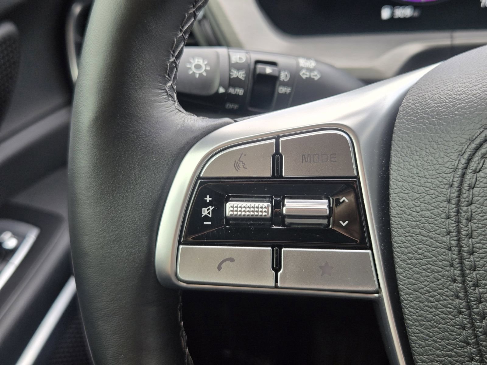 Used 2024 Kia Telluride SX Prestige X-Pro AWD/4WD image 30