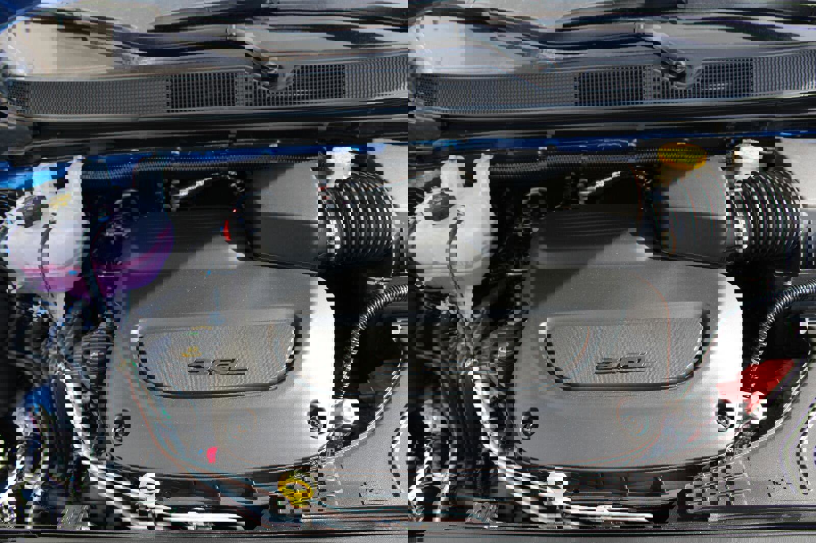 New 2026 Chrysler Pacifica Select w/ S Appearance Package image 4