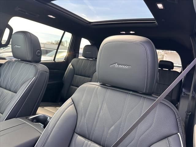 New 2026 Buick Enclave Avenir w/ Super Cruise Package image 28