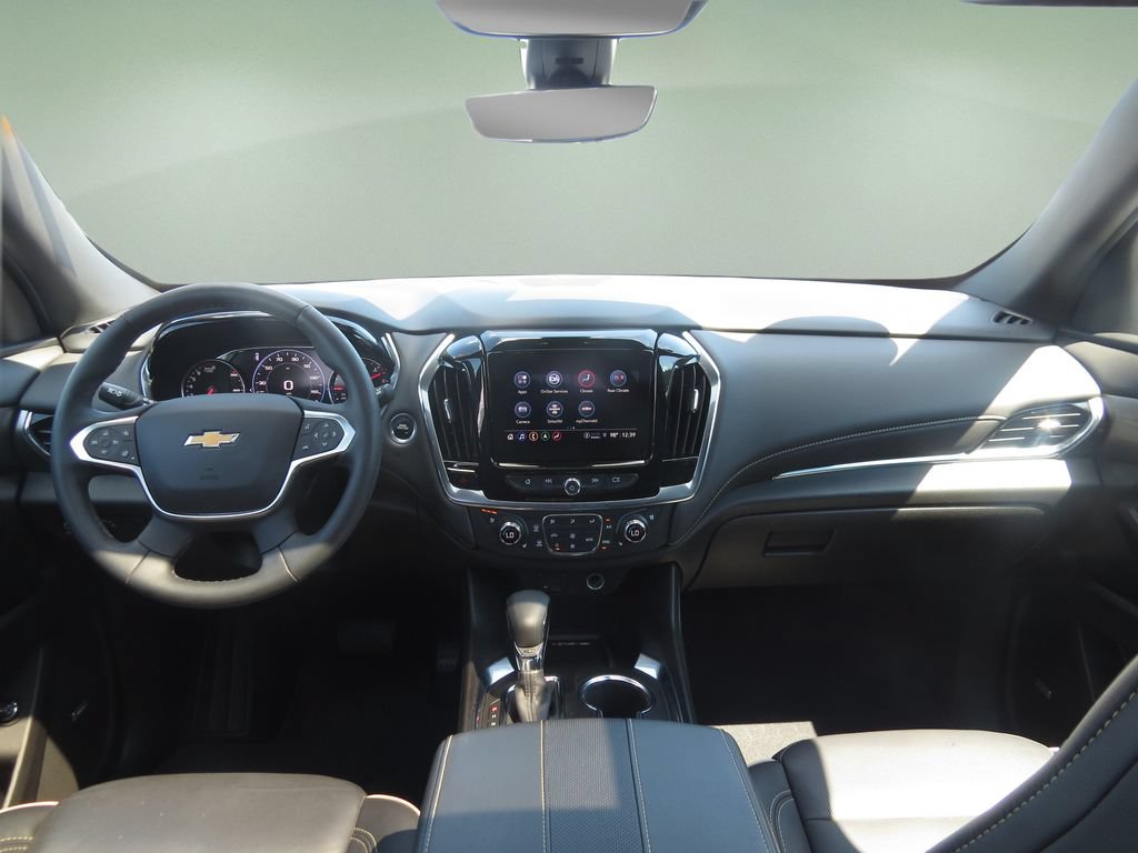 Certified 2023 Chevrolet Traverse Premier FWD image 35