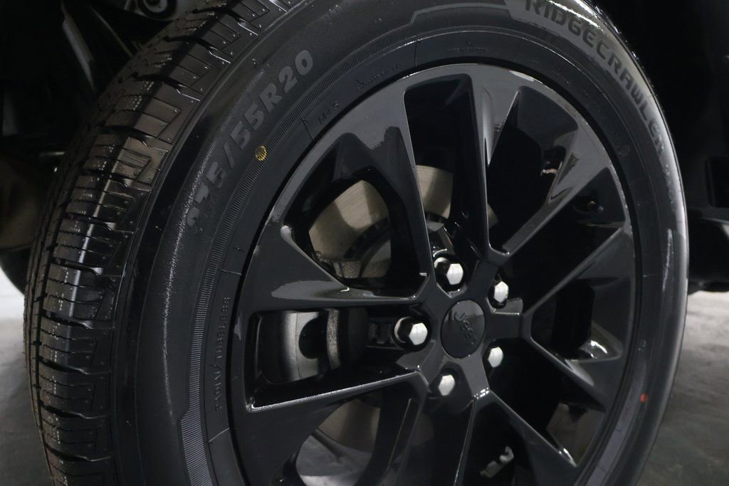 Used 2021 Jeep Wrangler Unlimited Sahara image 32