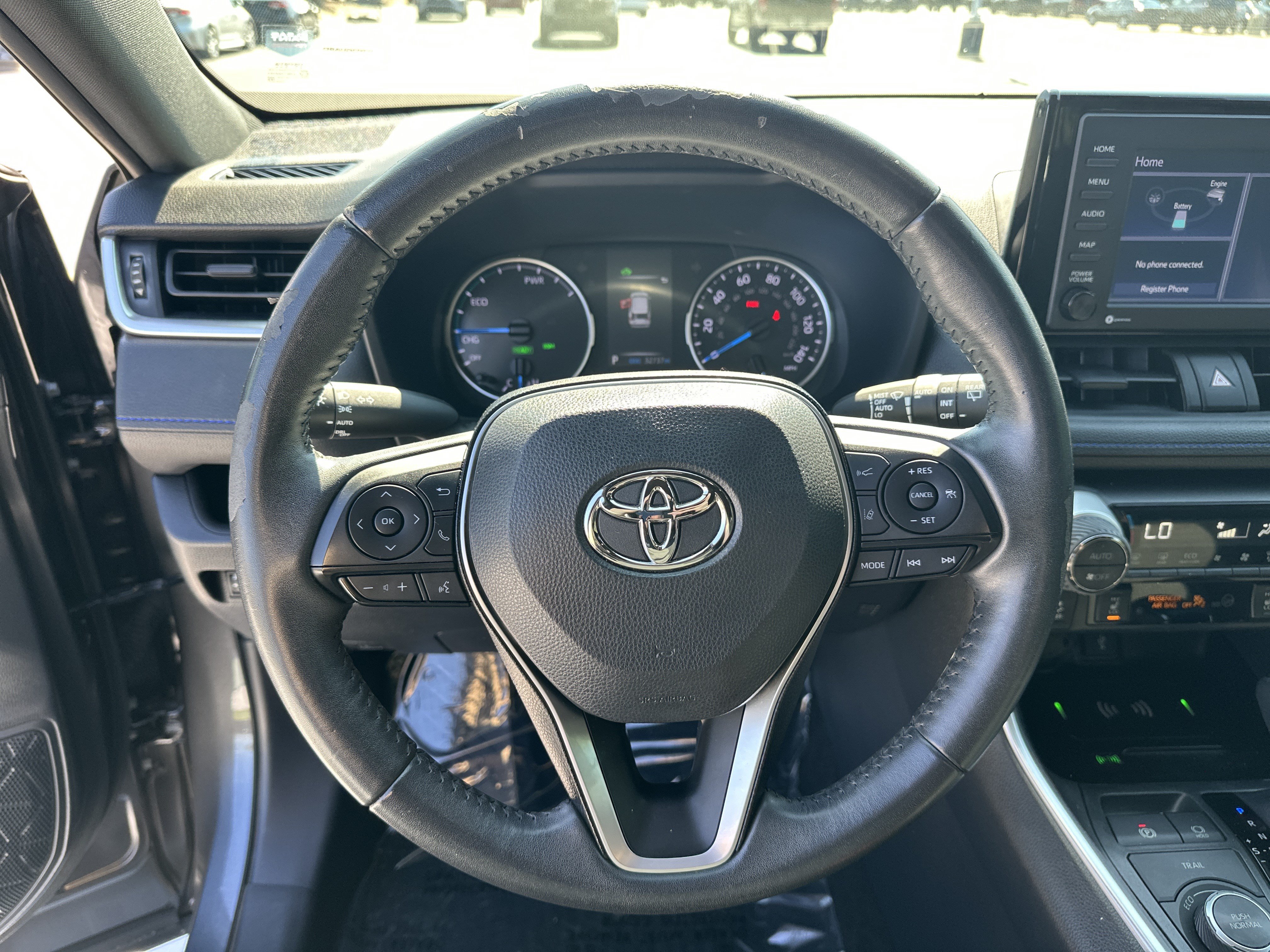 Used 2022 Toyota RAV4 SE w/ SE Grade Weather Package AWD/4WD image 18